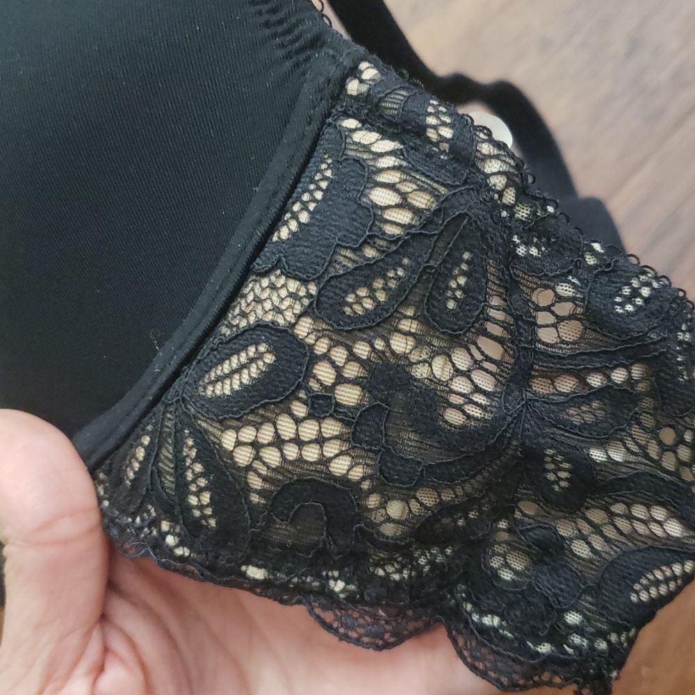 Wacoal Black and Cream Lace Bra Size 34B - Picture 2 of 4